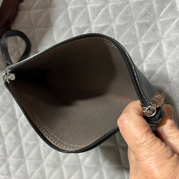 MCM-VISETOS Black Leather Pouch/ Wristlet NWOT - Picture 3 of 8